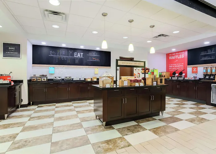 Hampton Inn & Suites Wheeling - The Highlands